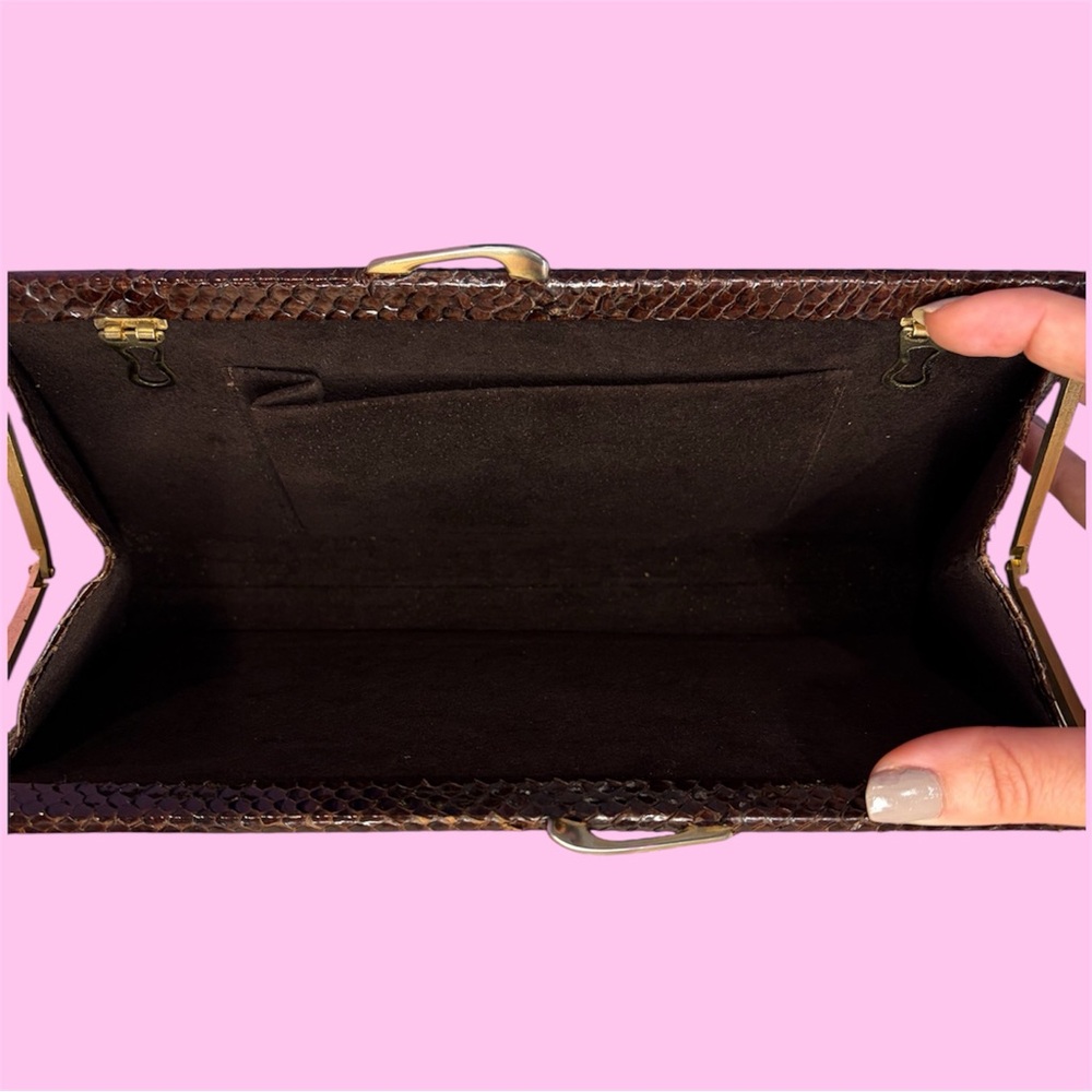 Vintage 1970’s Pierre Cardin snakeskin leather clutch purse. - Picture 3 of 5